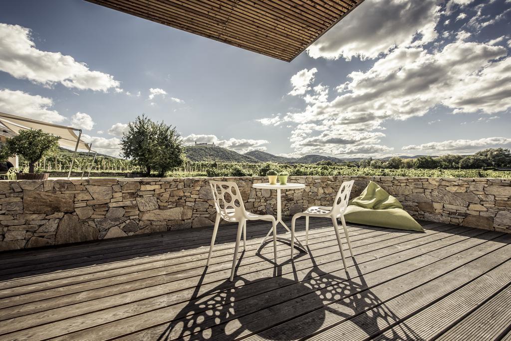 Malat Weingut Und Hotel Furth bei Gottweig Exterior photo